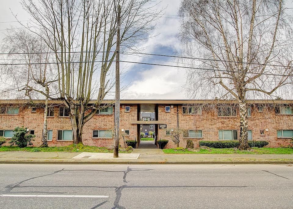 1st image of 3901 15th Ave S #6