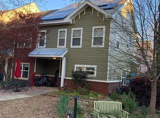 1604 Dancing Fox Rd, Decatur, GA 30032