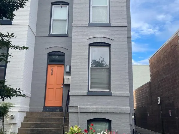 638 D St SE, Washington, DC 20003