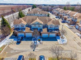 105 Bard Blvd #40, Guelph, ON