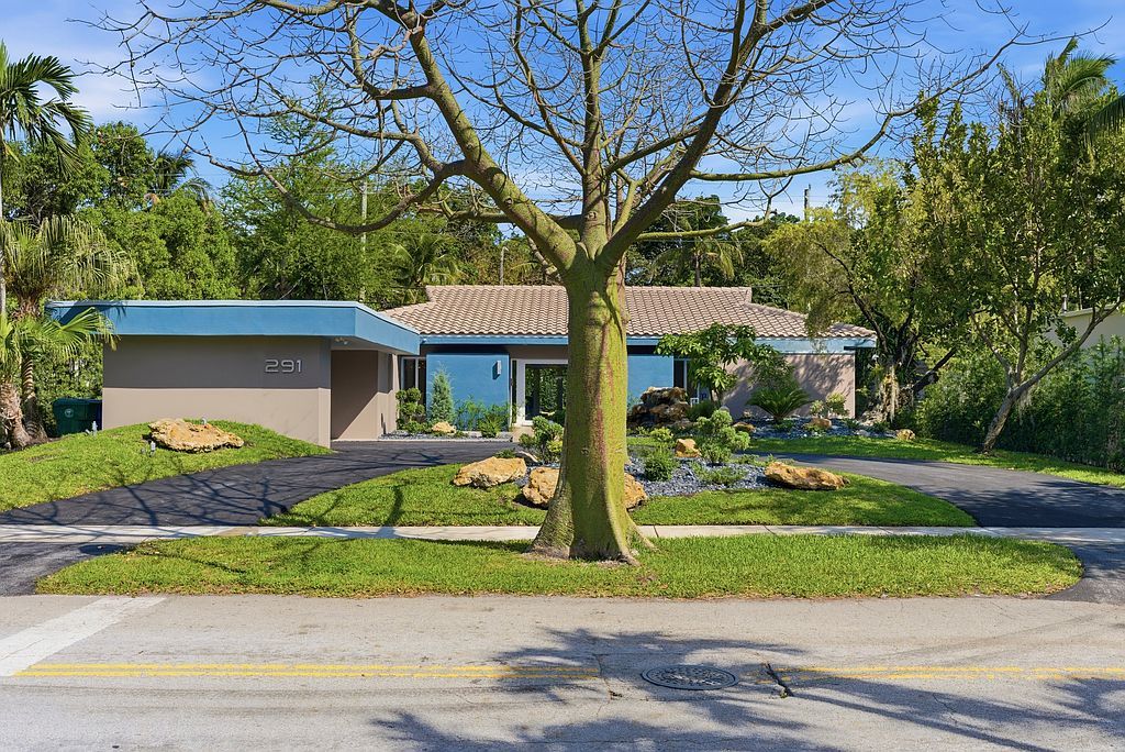 291 Shore Dr E - Property Image