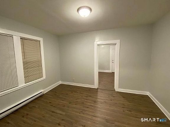 4th image of 134 Hill St APT 5