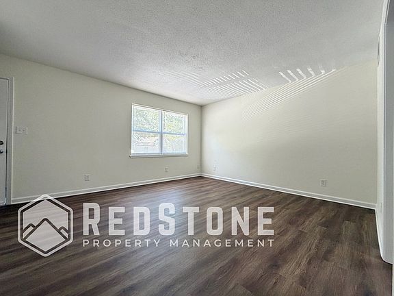 3rd image of 1507 Tucker St APT C