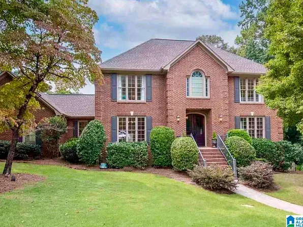 2563 Aspen Cove Dr, Vestavia, AL 35243