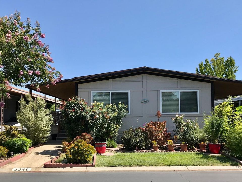 1st image of 3049 Oakbridge Dr #3049