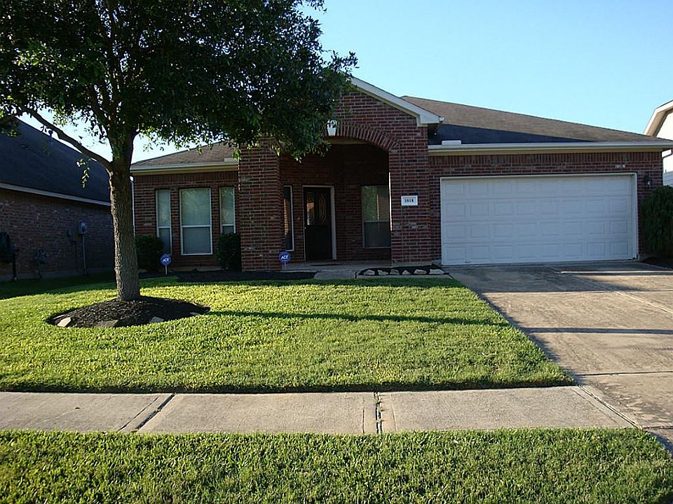 1st image of 1018 Cove Crest Trl