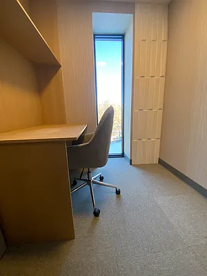 Sold by United Real Estate Fortune | media 17