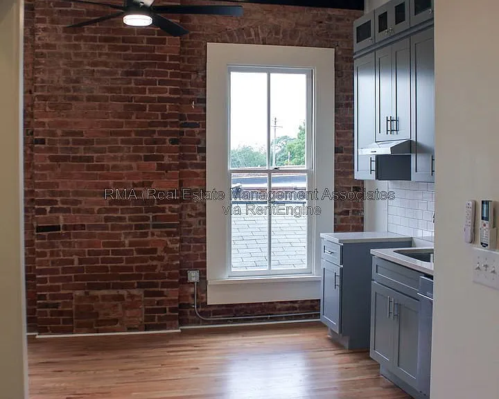 4 Zebulon St #2F — Photo 5