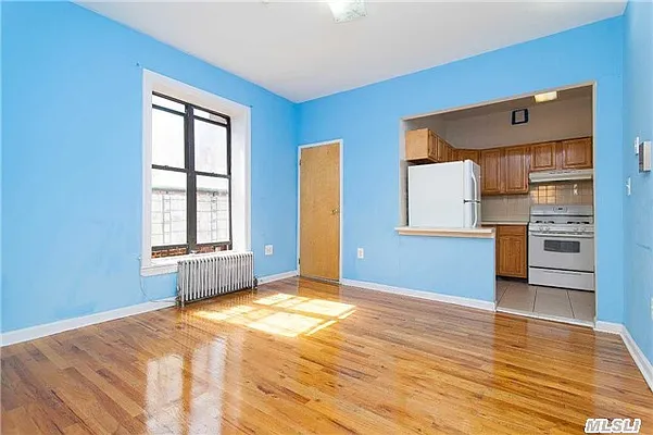 Sold by Century 21 American Homes | media 9