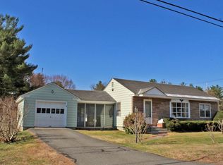 260 Log Plain Rd, Greenfield, MA 01301