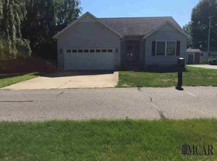 3228 Chippewa Trl, Monroe, MI 48162