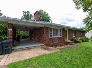 2035 S Coolwell Rd, Madison Heights, VA 24572