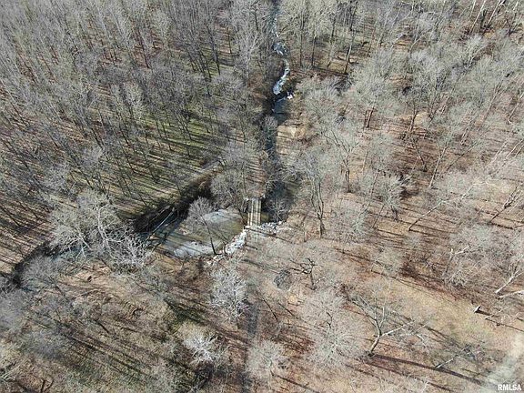 3rd image of E 1650th Ave