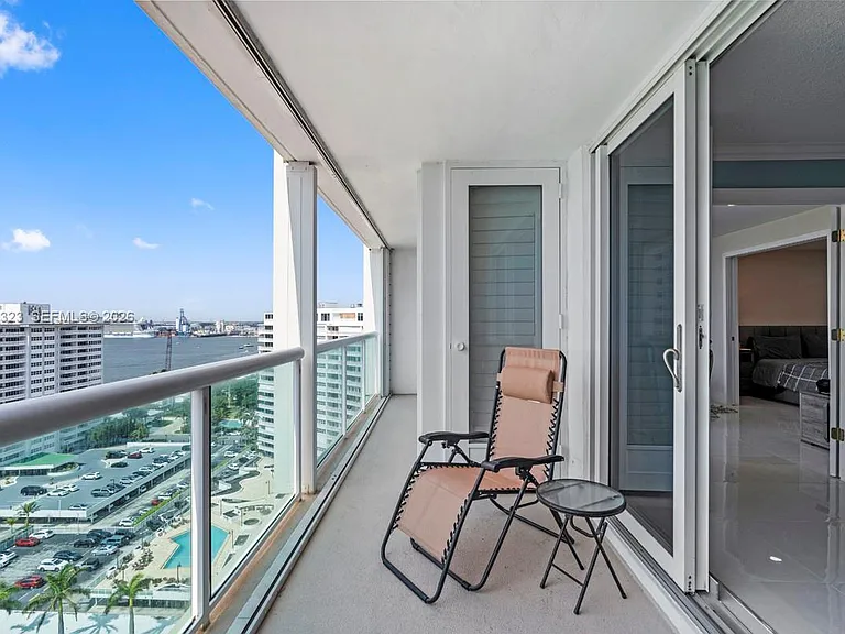2100 S Ocean Ln #1704 — Photo 4