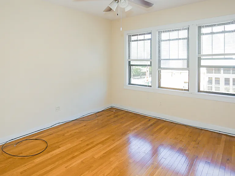 2254 N Southport Ave #2 — Photo 1