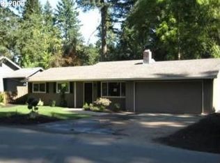 15930 SW Waluga Dr, Lake Oswego, OR 97035