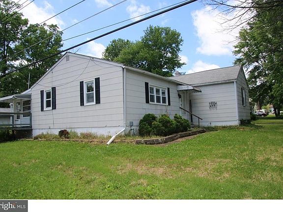 2nd image of 2717 Avenue C