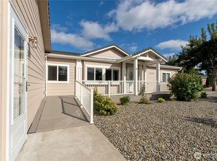 4264 Lakeview Ln SE, Lacey, WA 98503