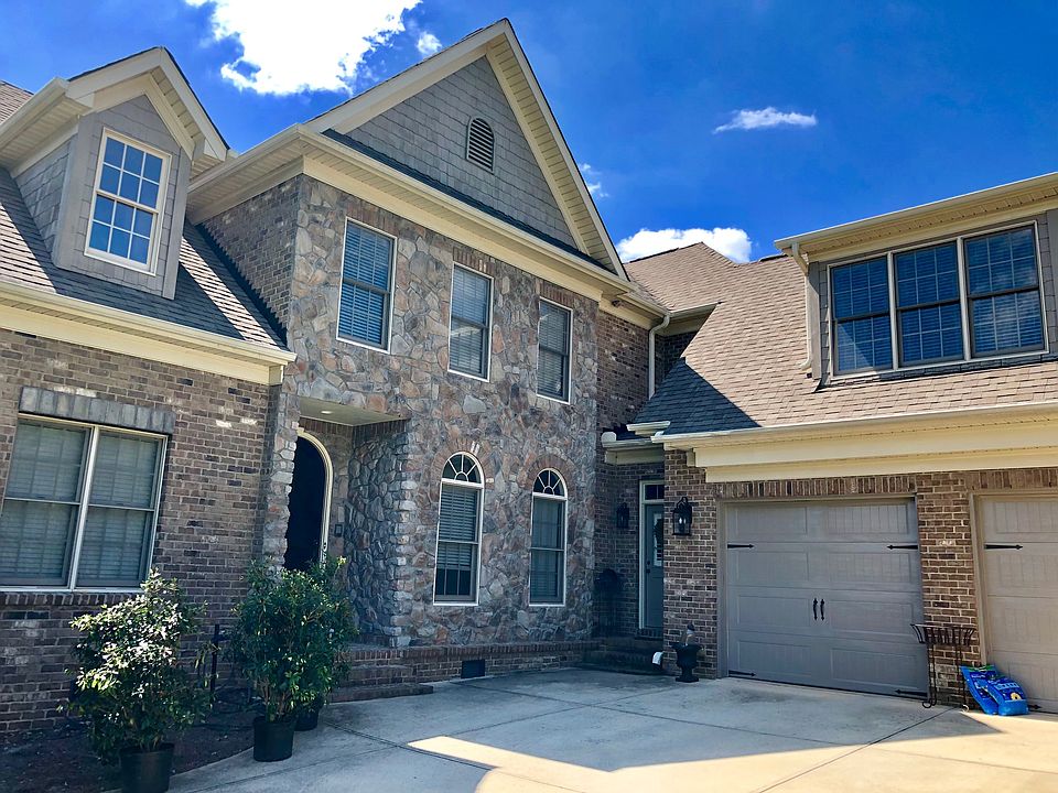 1st image of 4823 Rockwood Dr