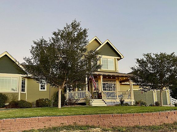 41423 Golden Field Circle 