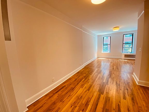 2nd image of 441 W 56th St APT 3B