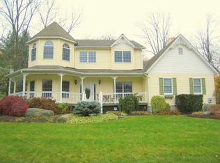 4 Matthew Dr, Spring Valley, NY 10977