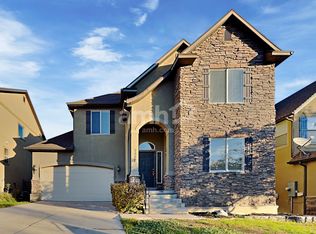 2827 E Hideout Dr, Eagle Mountain, UT 84005