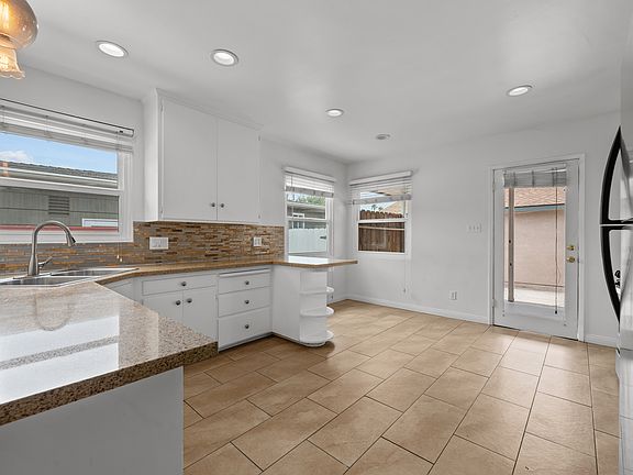 2nd image of 4922 64th St