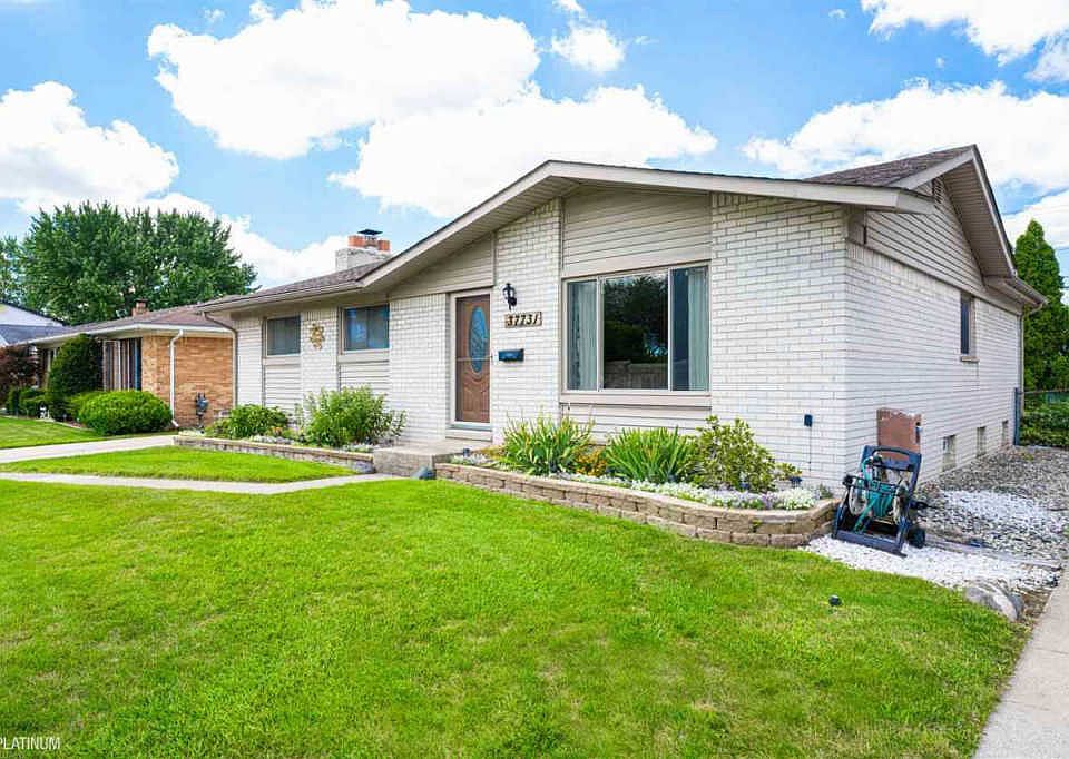 1st image of 37731 Badger Dr