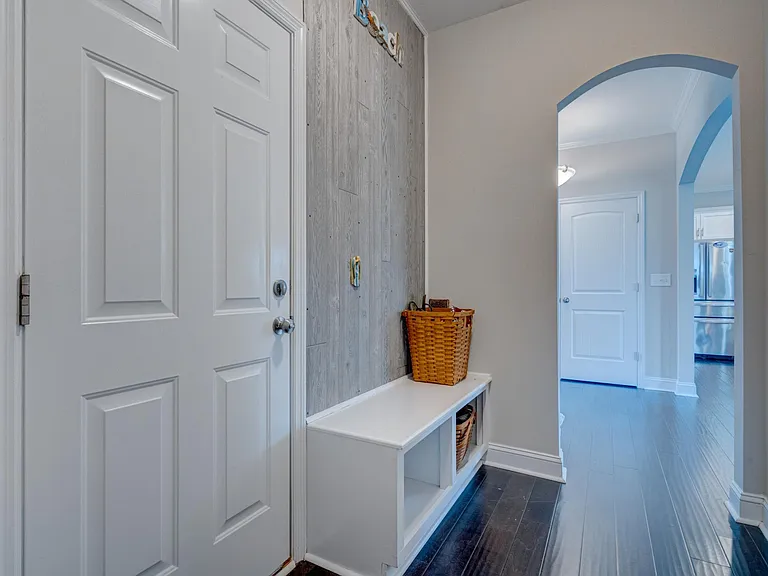 95 Ransom Dr — Photo 16