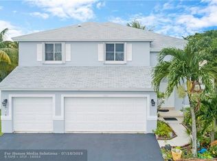 7021 SW 40th Ct, Davie, FL 33314