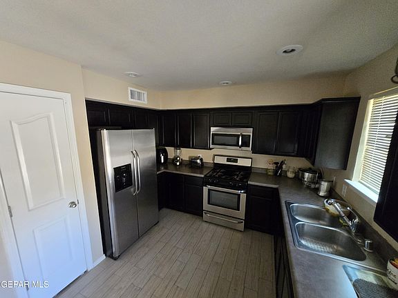 4th image of 5926 Cocobolo St