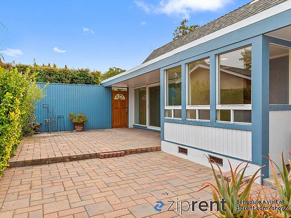 4th image of 731 Iris Ave