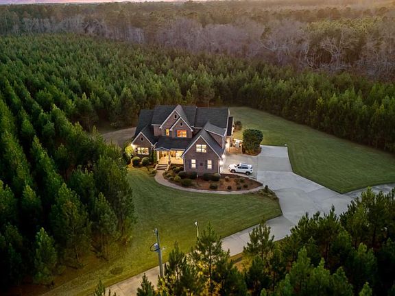 2nd image of 883 Old Happy Rd