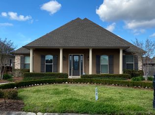 120 Chapel Hill Rd, Belle Chasse, LA 70037