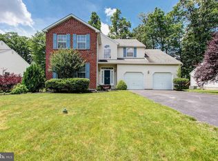 16 Lea Dr, Chadds Ford, PA 19317