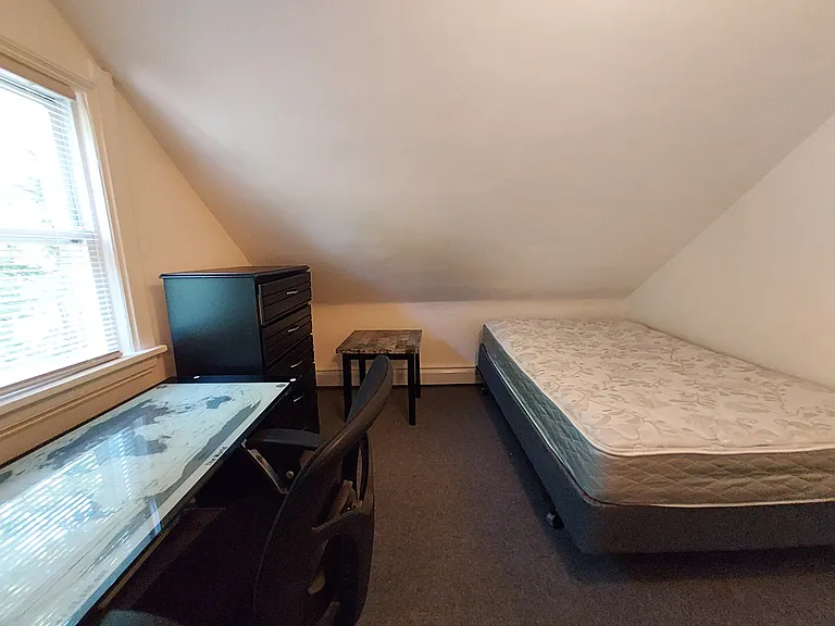 125 Highland Pl — Photo 24