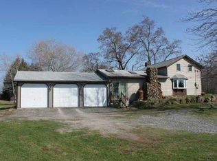 15705 Carr Rd, Kent, NY 14477