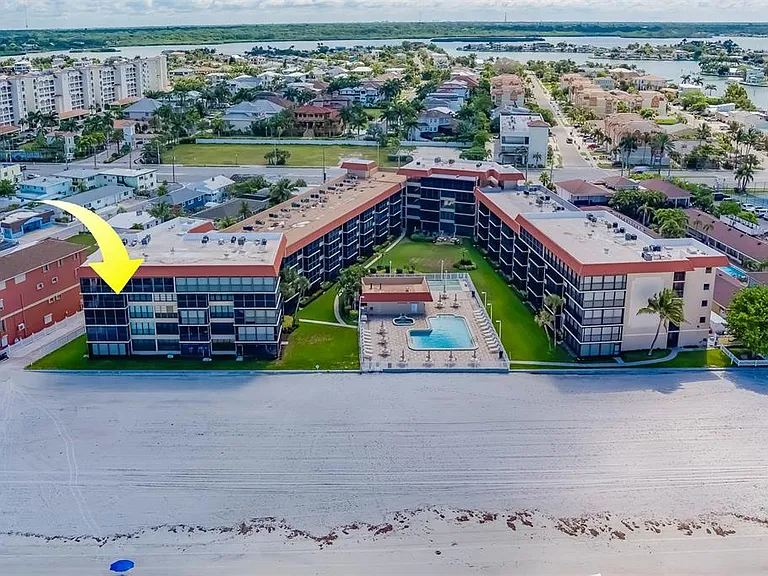 17580 Gulf Blvd #412 — Photo 1