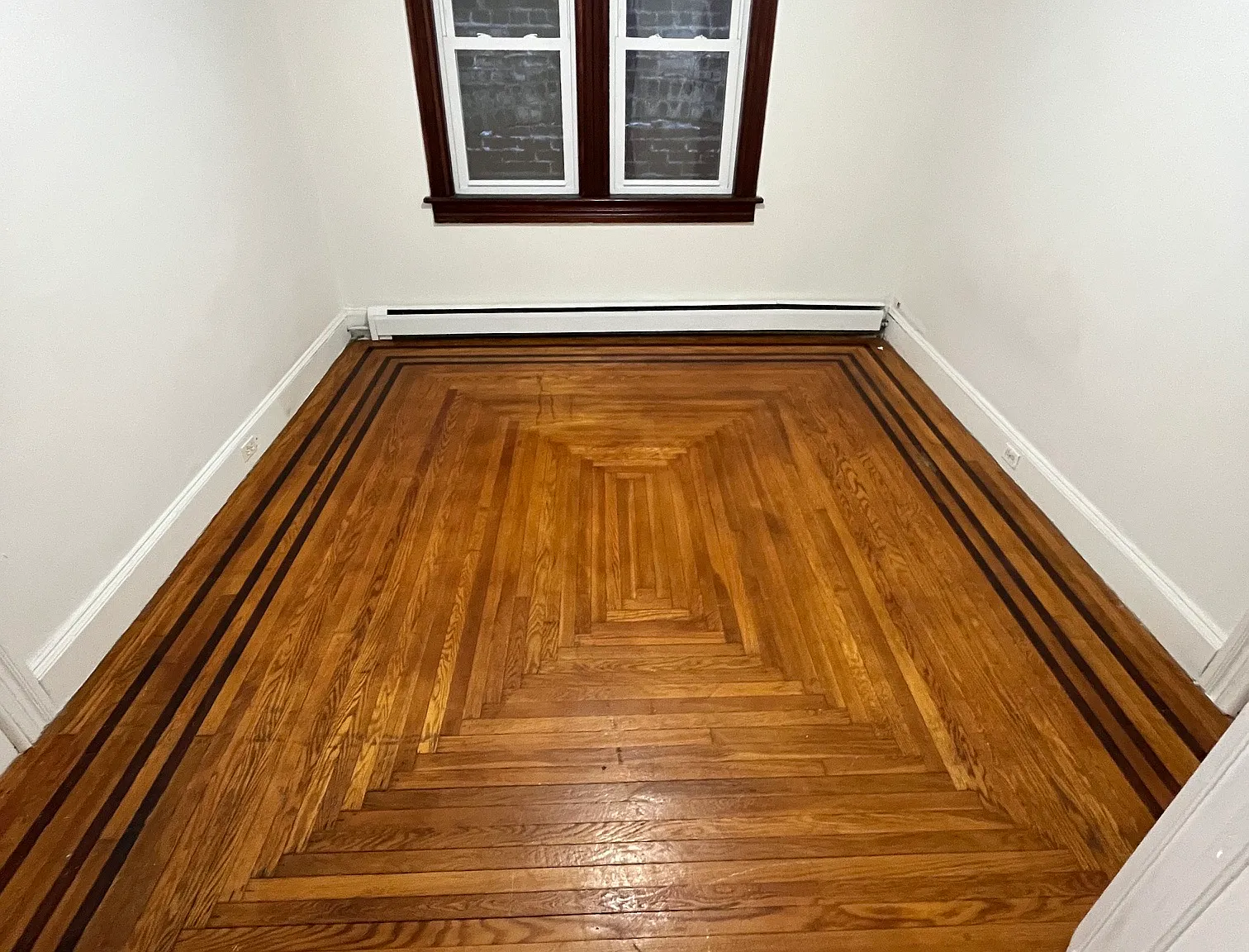 4 bed, 2200 sqft, $2,000 — Photo 3