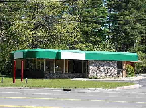 2nd image of 523 Munson Ave