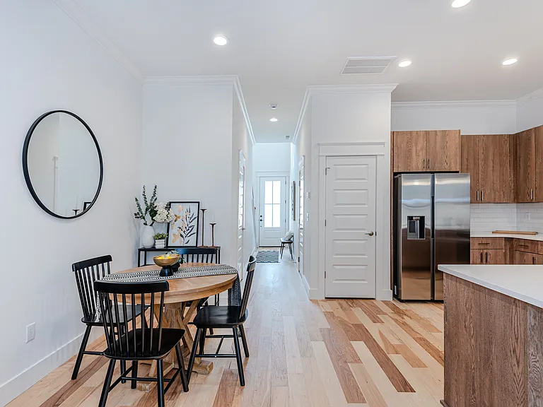 153 Collin Pl — Photo 24