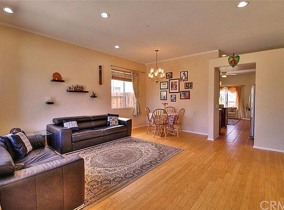 4th image of 10878 Sunflower St