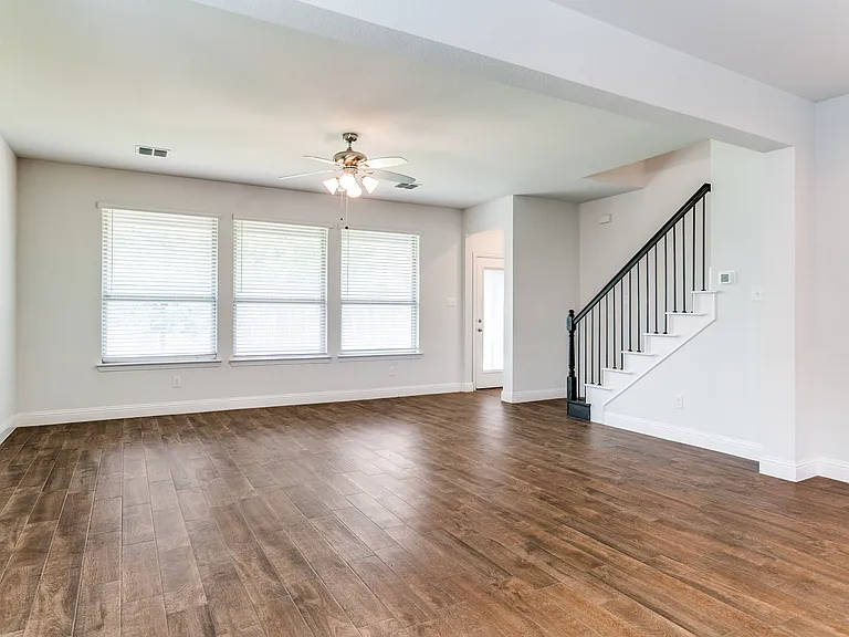 3701 Trillium Dr — Photo 8