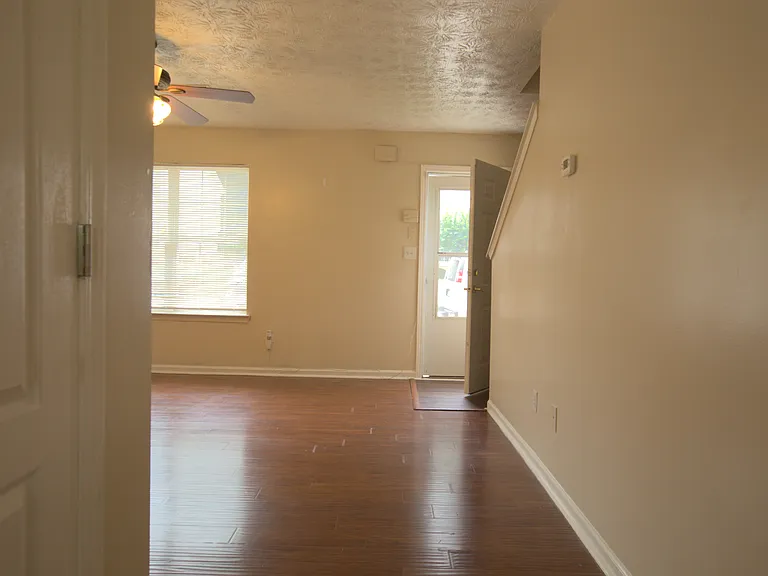 3011 Fields Dr #3011 — Photo 4