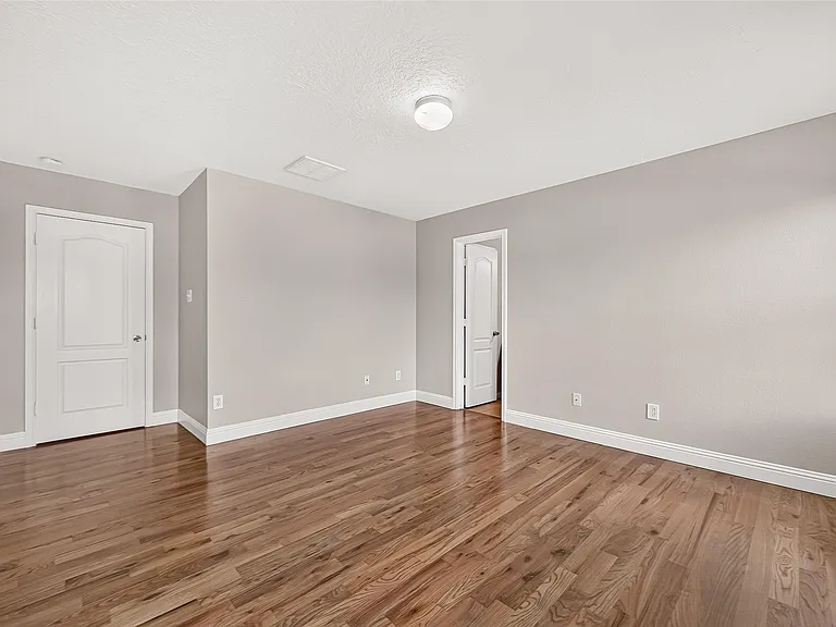 3519 Fuller Bluff Dr — Photo 5