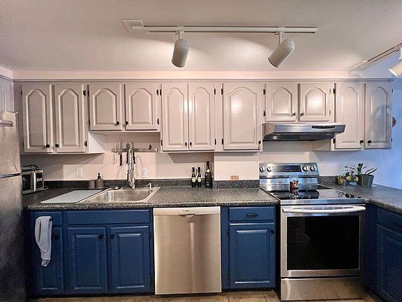 2nd image of 245 Broadway APT 106