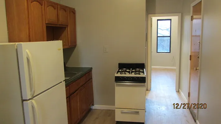 Rented by YOB REALTY | media 10