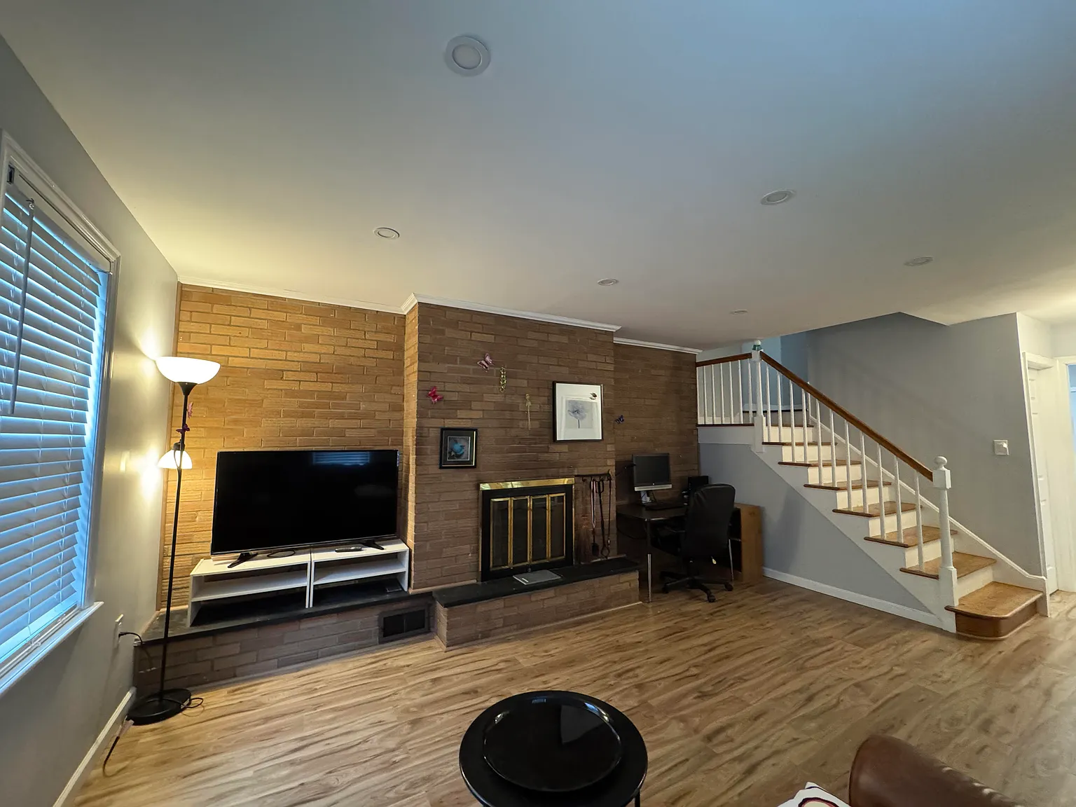 3 bed, 1512 sqft, $4,100 — Photo 4