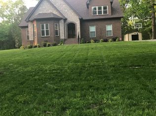 6618 Burnt Knob Rd, Murfreesboro, TN 37129